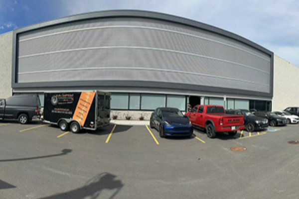 Lễ kỷ niệm 5 năm và lễ khai trương kho hàng mới của Hangcha Canada được tổ chức trọng thể